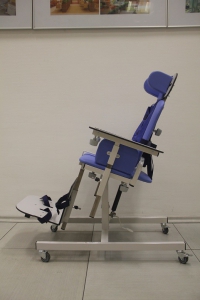 Учебное место учащегося с нарушением ОДА (р. гр. 0,90-1,15 м, столешница из фанеры) - fgospostavki.ru - Самара