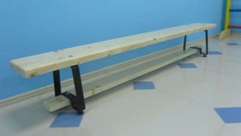 Скамейка гимнастическая (металлические ножки, лак) (2,5 м)  - fgospostavki.ru - Самара