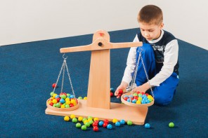 Весы настольные из бука - fgospostavki.ru - Самара