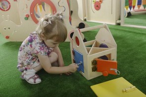 Домик с дверцами и замочками - fgospostavki.ru - Самара